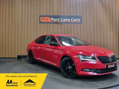 Used Skoda Superb SportLine 220 HP (161 kW) 2018 Red Hatchback