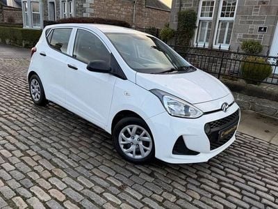 White Used 2017 Hyundai i10 Hatchback | £3,995 (Fair price)
