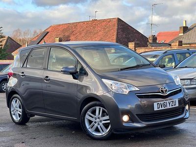 Grey Used 2011 Toyota Verso MPV | £6,500 (Fair price)