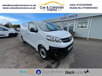 Gebraucht Vauxhall Vivaro S 120 PS (88 kW) 2022 Weiß Van / Kleinbus