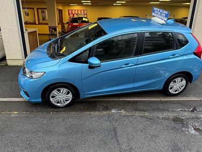 Used Honda Jazz S 102 HP (75 kW) 2018 Blue Hatchback