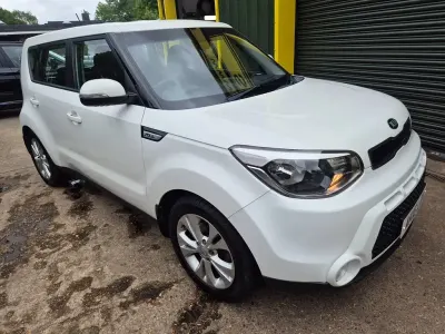 Usado Kia Soul Plus 132 CV (97 kW) 2016 Blanco SUV