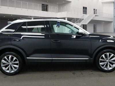 Deep black pearl Used 2019 VW T-Roc Design SUV | £13,475 (Fair price)
