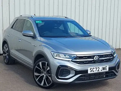 Usado VW T-Roc Style 150 HP (110 kW) 2023 Prateado SUV