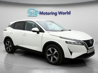 White Used 2023 Nissan Qashqai N-Connecta SUV | £18,200 (Fair price)