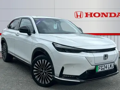 Begagnad Honda e Elegance 150 kW (204 HK) 2024 Halvkombi
