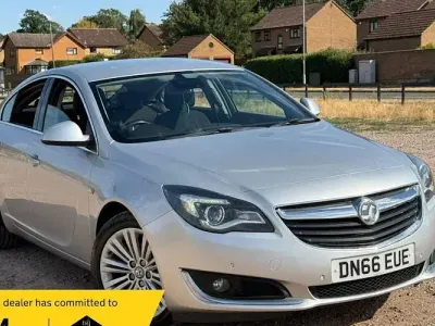 Used Vauxhall Insignia S 170 HP (125 kW) 2016 Silver Hatchback