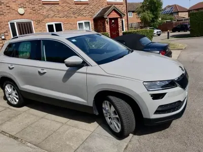 Begagnad Skoda Karoq SE L 150 HK (110 kW) 2019 Grå SUV