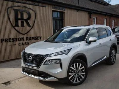 Używany Nissan X-Trail Tekna+ 204 KM (150 kW) 2023 Srebrny SUV