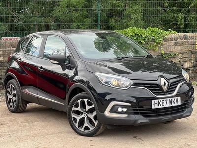 Used Renault Captur Dynamique 90 HP (66 kW) 2018 Black SUV