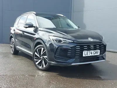 Usado MG ZS Trophy 196 CV (144 kW) 2024 Negro SUV