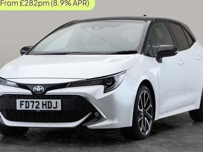 Used Toyota Corolla 140 HP (102 kW) 2022 White/black Hatchback