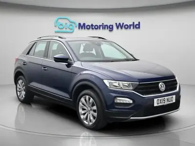 Used VW T-Roc SE 150 HP (110 kW) 2019 Blue SUV
