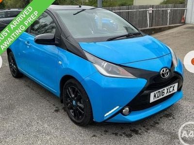 Begagnad Toyota Aygo X-cite 2016 Blå Halvkombi