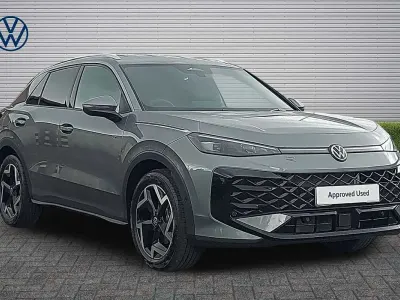 Used VW T-Roc Life 150 HP (110 kW) 2026 Celestial blue SUV