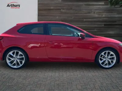 Used Seat Leon FR 150 HP (110 kW) 2017 Red Hatchback