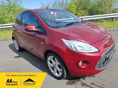Używany Ford Ka Titanium 69 KM (50 kW) 2012 Czerwony Hatchback
