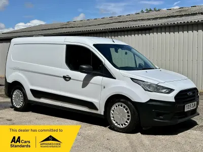 Used Ford Transit Connect S 100 HP (73 kW) 2019 White MPV