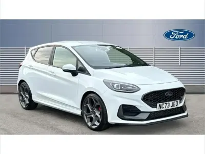Used Ford Fiesta ST 196 HP (144 kW) 2024 White Hatchback