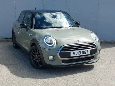 Used Mini Cooper Classic 136 HP (100 kW) 2019 Grey Hatchback