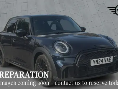 Used Mini Cooper Hatch 134 HP (98 kW) 2024 Black Hatchback