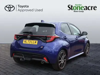 Second-hand Toyota Yaris Hybrid Sport 113 CP (83 kW) 2023 Albastru Hatchback