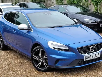 Used Volvo V40 R-Design Pro 2017 Blue Hatchback