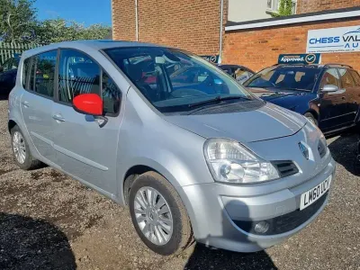 Used Renault Grand Modus Dynamique 111 HP (81 kW) 2010 Silver MPV