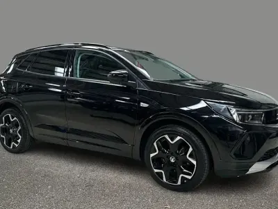 Second-hand Vauxhall Grandland X Ultimate 131 CP (96 kW) 2024 Negru SUV