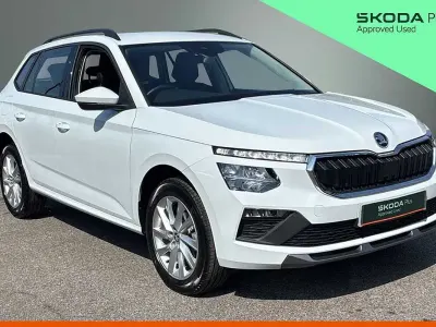 Used Skoda Kamiq SE 85 HP (62 kW) 2025 Moon white metallic SUV
