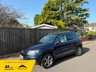 Usado VW Tiguan 2011 Azul SUV