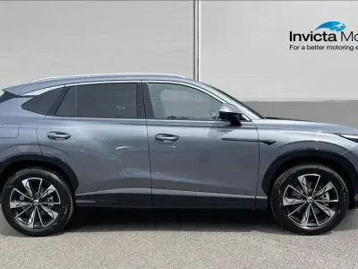New MG HS 2026 Grey SUV