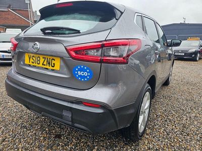 Used Nissan Qashqai Acenta 115 HP (84 kW) 2018 Grey SUV