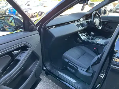 Used Land Rover Range Rover evoque R-Dynamic 148 HP (108 kW) 2020 Black SUV