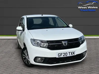 Usado Dacia Sandero Comfort 90 CV (66 kW) 2020 Blanco Utilitario