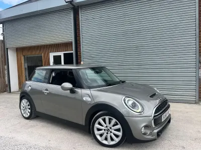 Used Mini Cooper S Hatch 192 HP (141 kW) 2018 Silver Hatchback