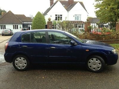 Used Nissan Almera SE 114 HP (83 kW) 2004 Blue Hatchback