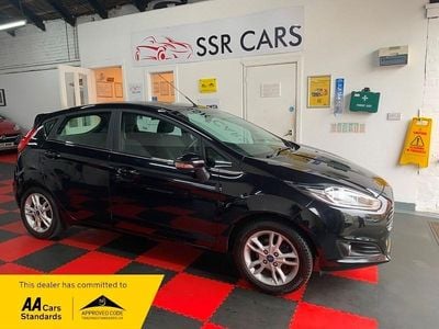 Used Ford Fiesta Zetec 100 HP (73 kW) 2016 Black Hatchback