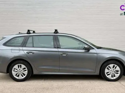 Używany Skoda Octavia SE Technology 116 KM (85 kW) 2023 Szary Kombi