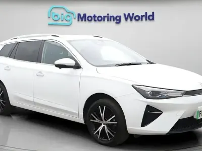 Second-hand MG MG5 EV Trophy 114 kW (156 CP) 2022 Alb Break