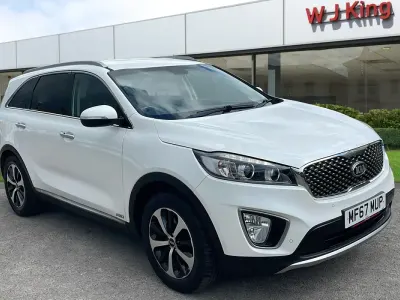 Used Kia Sorento 200 HP (147 kW) 2017 White SUV
