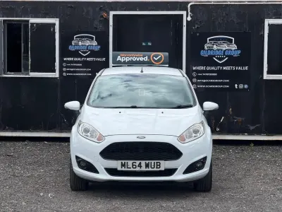 Used Ford Fiesta Zetec 82 HP (60 kW) 2014 White Hatchback