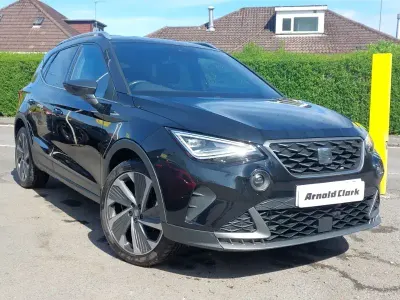 Begagnad Seat Arona FR 110 HK (80 kW) 2023 Svart SUV