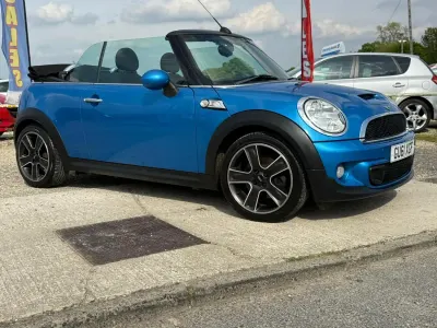 Begagnad Mini Cooper S Cabriolet 184 HK (135 kW) 2011 Blå Cab