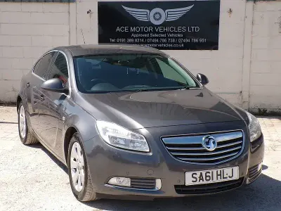 Used Vauxhall Insignia SRi 160 HP (117 kW) 2011 Grey Hatchback