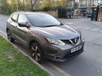 Used Nissan Qashqai Tekna 115 HP (84 kW) 2016 Grey SUV