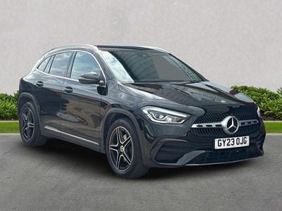 Mercedes GLA220