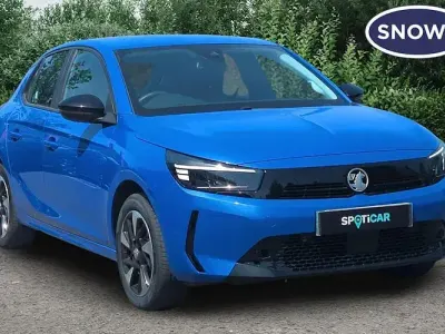 Usado Vauxhall Corsa-e Design Edition 100 kW (136 HP) 2024 Azul Citadino