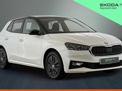 Used Skoda 110 R Colour Edition 81 HP (59 kW) 2023 Moon white metallic body / black magic pearl effect roof Hatchback