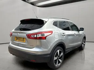 Used Nissan Qashqai N-TEC 116 HP (85 kW) 2015 Silver SUV